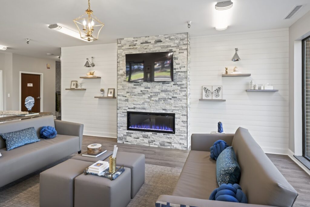 how to choose an assisted living community